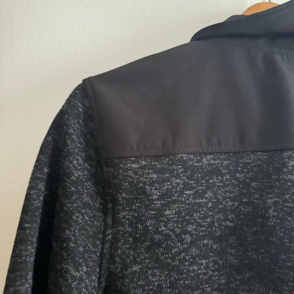 Reebok jacket - Picture 6 of 6